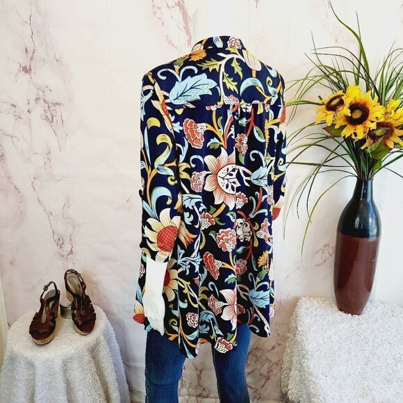 MaxSport BCBGMAXAZRIA snap button front top - Picture 2 of 7